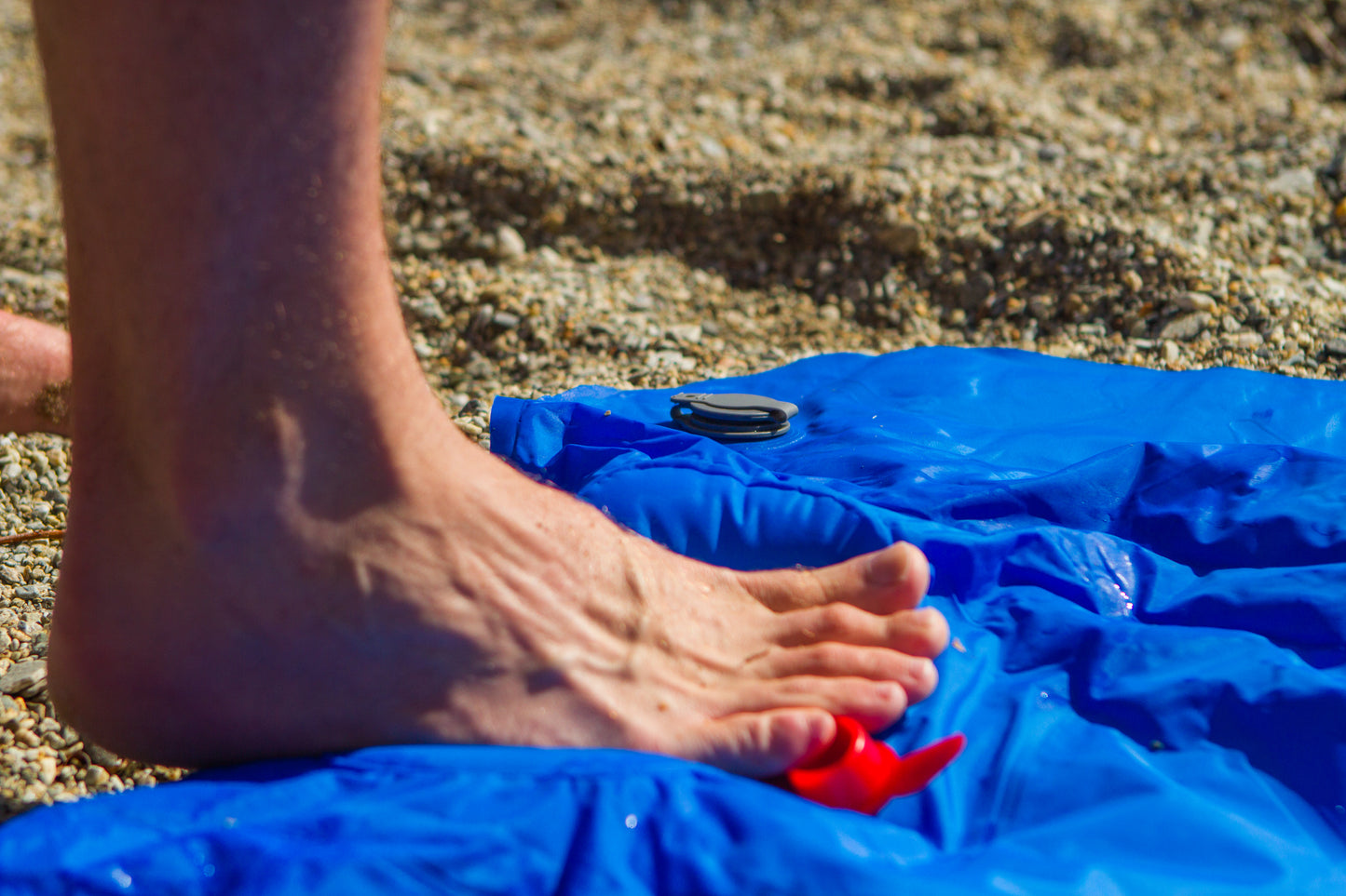 Ultralight Air Mat, with self Inflating foot Pump