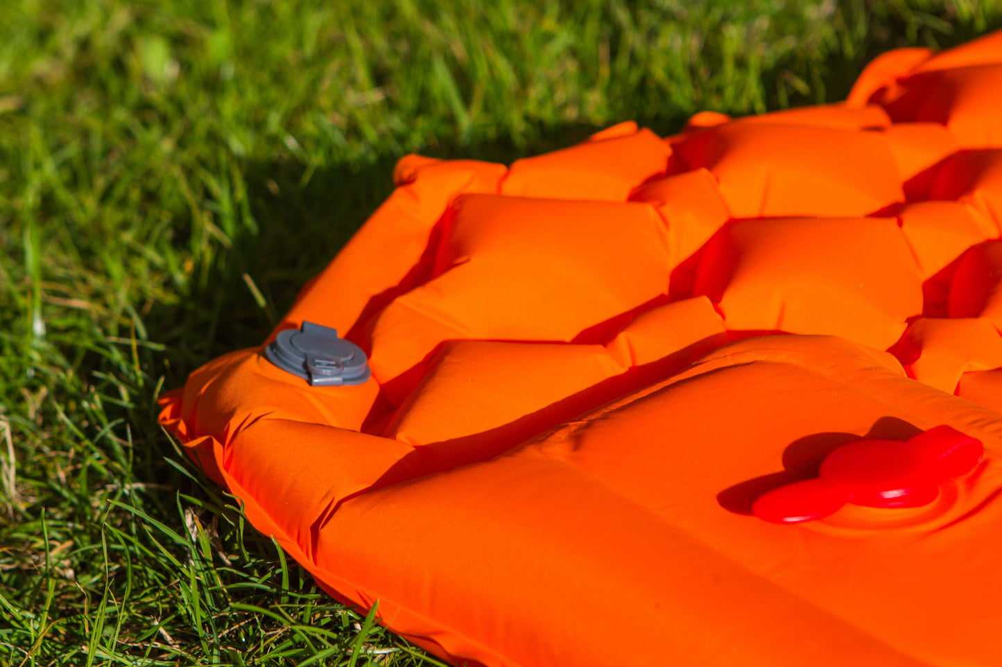 Ultralight Air Mat, with self Inflating foot Pump