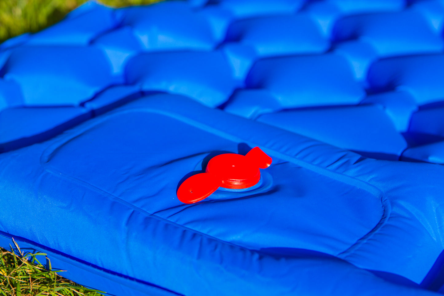 Ultralight Air Mat, with self Inflating foot Pump